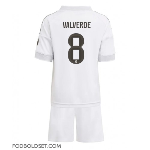 Real Madrid Federico Valverde #8 Hjemme Trøje Børn 2025-26 Kortærmet (+ Korte bukser)